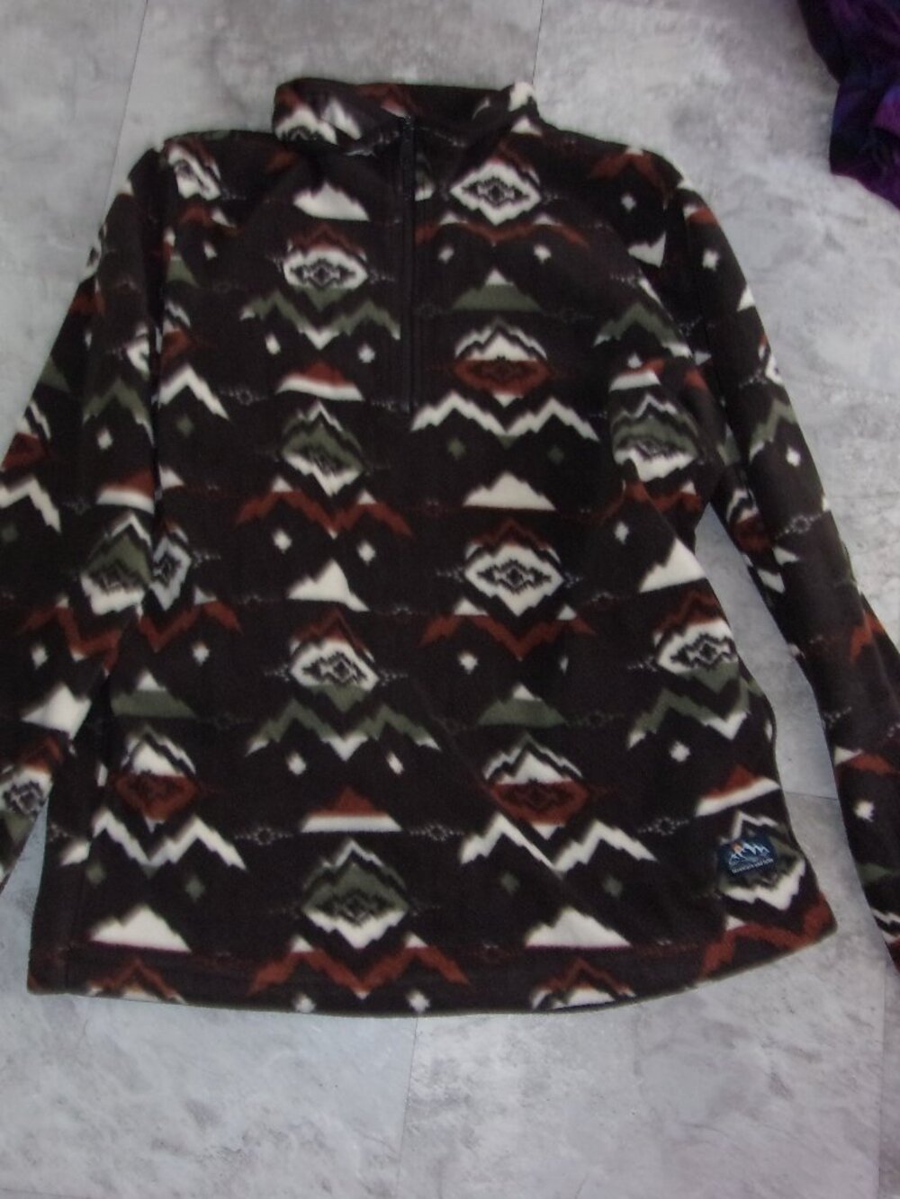 western mountain & isles womens size  small black brown  sweatshirt  fleece